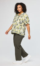 Load image into Gallery viewer, Studio Dasie abstract leaf print top
