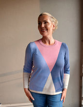 Load image into Gallery viewer, Brandtex 4 colour knit jumpers
