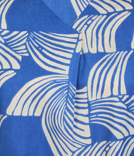 Load image into Gallery viewer, Zhenzi Keira 1452 graphic print tops

