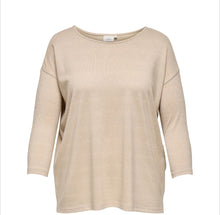 Cargar imagen en el visor de la galería, Only Carmakoma cream fine knit jumpers

