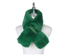 Charger l'image dans la galerie, Faux fur  collar Neck warmers
