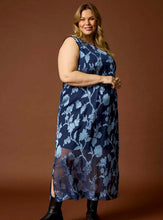 Charger l'image dans la galerie, Anyday Leonie part sheer floral maxi dress
