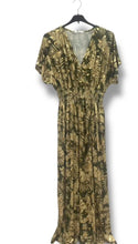 Load image into Gallery viewer, The Eva magic dresses
