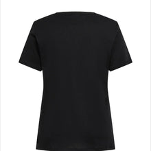 Lade das Bild in den Galerie-Viewer, Only Carmakoma black cartimon T- shirt
