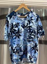 Load image into Gallery viewer, Signature abstract leaf pattern print tops
