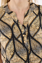 Lade das Bild in den Galerie-Viewer, Brandtex Graphic pattern print tops
