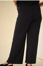 Load image into Gallery viewer, Anvito straight leg Trousers
