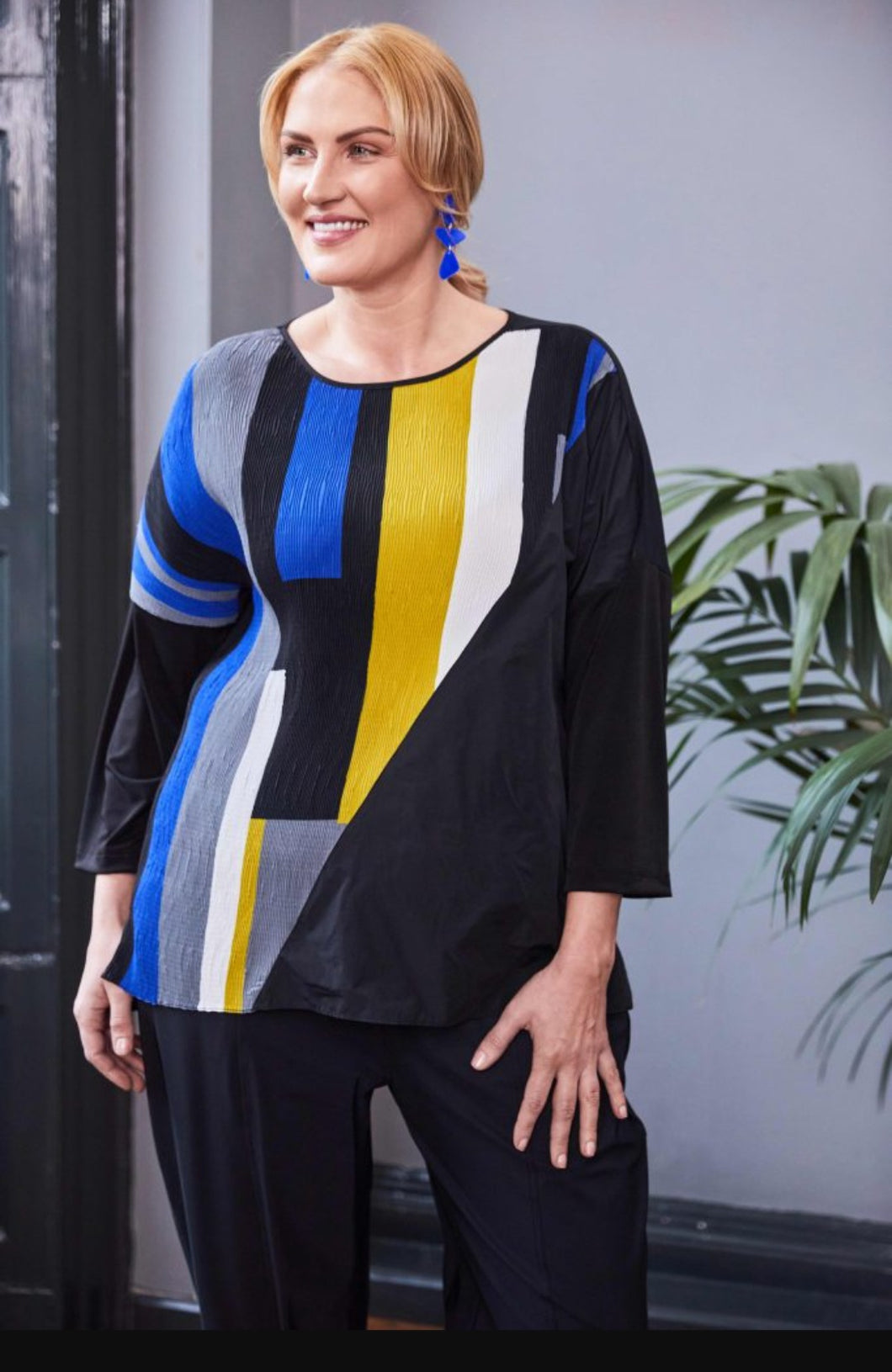 Ora Crinkle colour block top