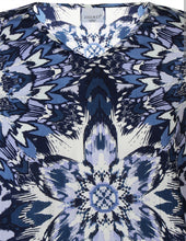 Lade das Bild in den Galerie-Viewer, Zhenzi Anais abstract printed tops
