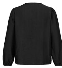 Load image into Gallery viewer, Only Carmakoma Carcamille lace trim shirts
