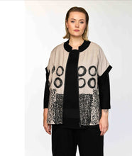 Load image into Gallery viewer, Gozzip black label beige  &amp; black waistcoat
