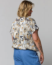 Load image into Gallery viewer, Gozzip Elise blue print top
