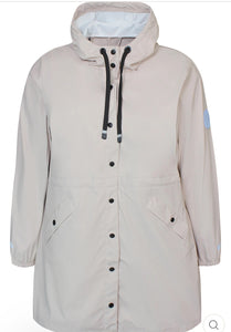 Zhenzi hooded rain jacket