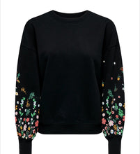 Load image into Gallery viewer, Only Carmakoma floral sleeve sweatshirt
