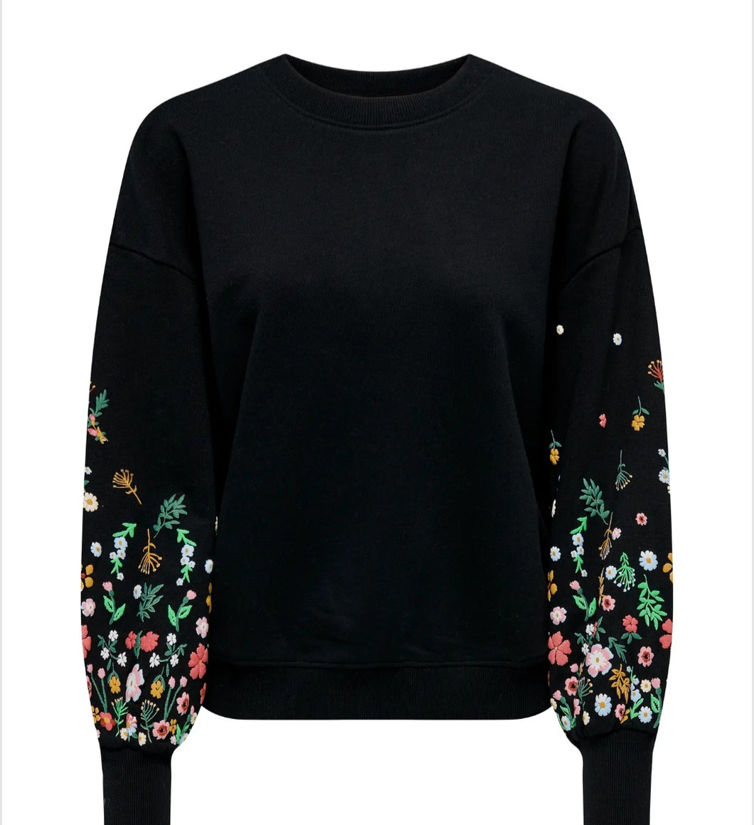 Only Carmakoma floral sleeve sweatshirt