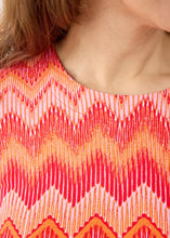 Load image into Gallery viewer, Signature abstract red print top
