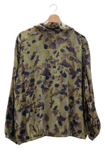 Charger l'image dans la galerie, Signature Green &amp; Brown pattern print tops with scarf/bow
