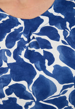 Load image into Gallery viewer, Signature abstract print Navy top
