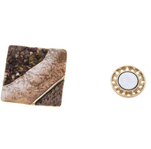 Load image into Gallery viewer, The Square magnetic brooches
