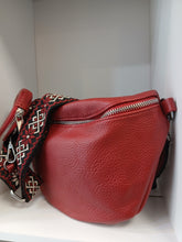 Charger l'image dans la galerie, The Brid Crossover bags with coin purse

