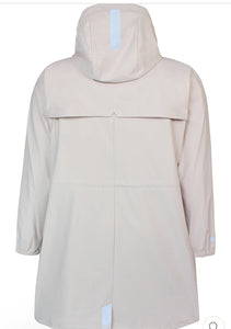 Zhenzi hooded rain jacket