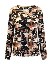 Charger l'image dans la galerie, Signature abstract print with beige, brown and black shades tops
