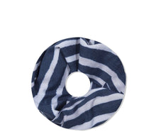 Charger l'image dans la galerie, Zebra pattern print Snoods
