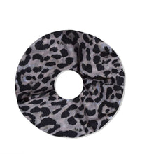 Load image into Gallery viewer, Cara Animal pattern print Snoods
