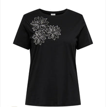 Lade das Bild in den Galerie-Viewer, Only Carmakoma black cartimon T- shirt
