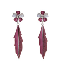 Load image into Gallery viewer, The Zoe feather earrings
