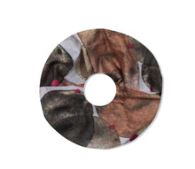 Load image into Gallery viewer, The Ursula abstract print Snoods
