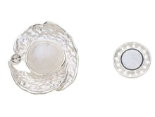 Load image into Gallery viewer, Large Gem stone magnetic brooches
