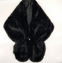 Load image into Gallery viewer, Faux fur wrap/stoles
