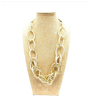 Load image into Gallery viewer, Oversize chain necklace
