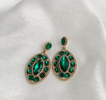 Load image into Gallery viewer, Opal shape statement earrings
